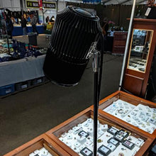 Load image into Gallery viewer, 30w led table clamp lighting for craft show lighting and trade show lighting